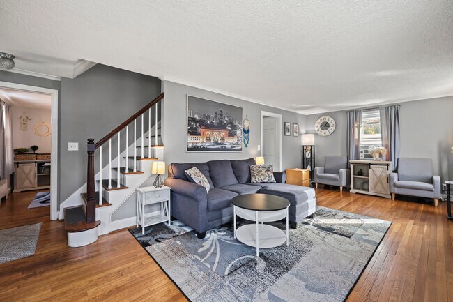 Foto del edificio - 133 Robbins Ave