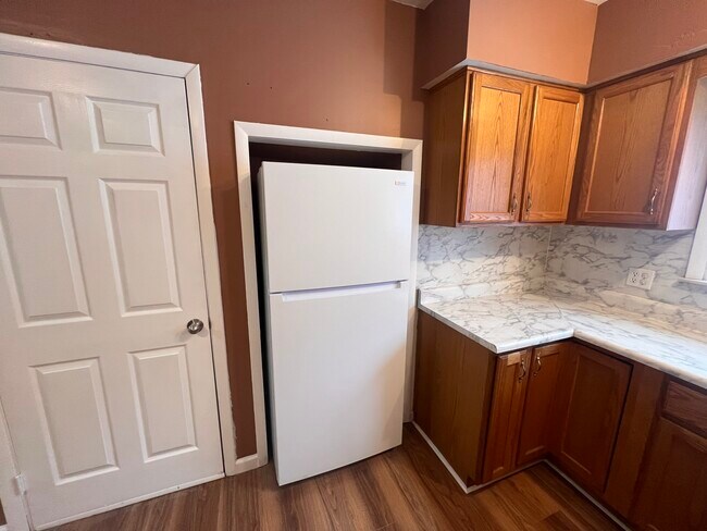 Foto del edificio - 2518 Hermansau St