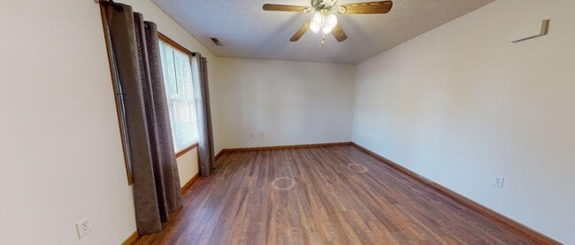 Foto del edificio - 909 W Cherry St