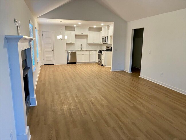 Building Photo - 5773 W Holdcroft Dr