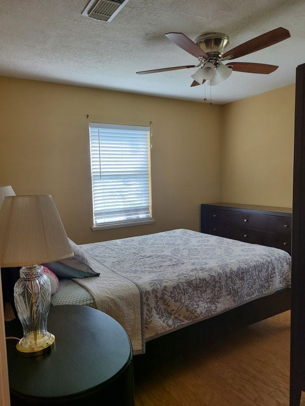 Building Photo - 6742 Feldspar St