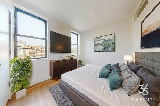 Photo - 30th Street Apartment