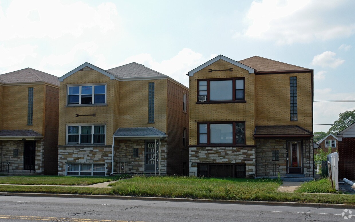 Foto principal - 7301-7307 Archer Ave