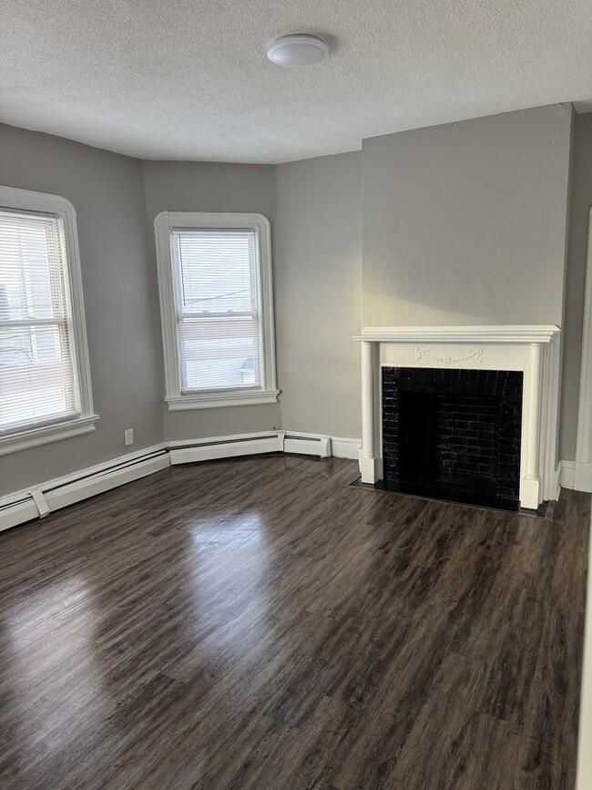 Living room - 66 Preston St