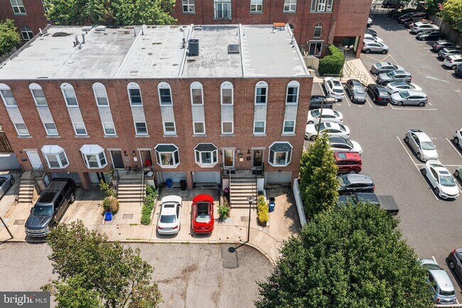 Foto del edificio - 2809 Ogden St