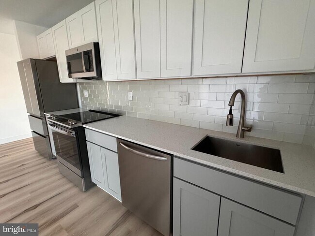 Foto del edificio - 215 N 9th St
