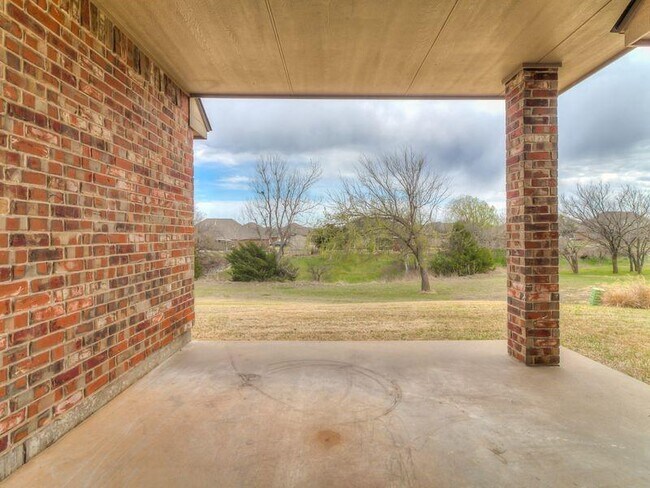 Building Photo - 10304 Cheshire Ct