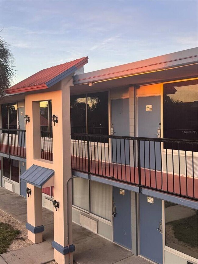 Foto del edificio - 43420 US-27