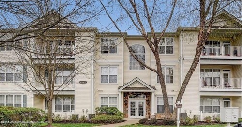 Primary Photo - Condominium, High Rise - Manalapan, NJ