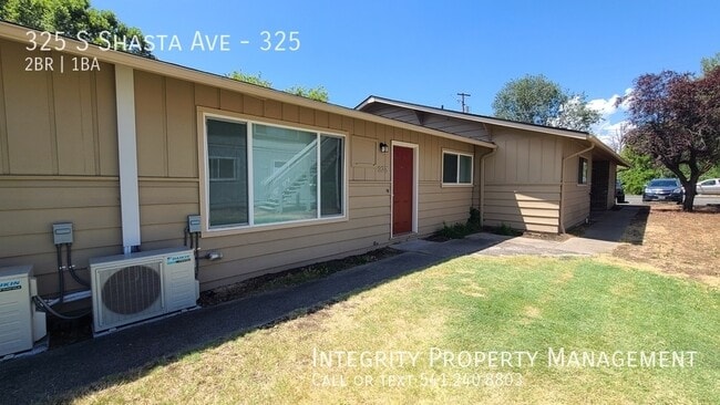 Building Photo - 325 S Shasta Ave