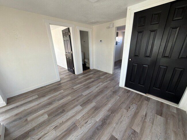 Foto del edificio - 817 1st St