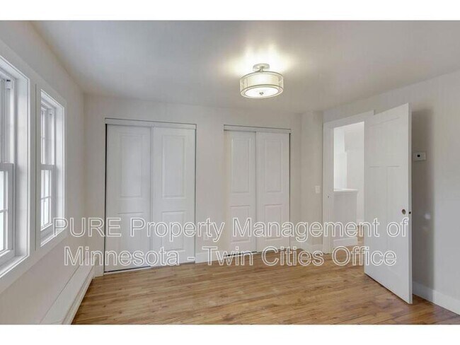 Foto del edificio - 2549 Aldrich Ave S