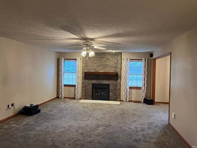 Foto del edificio - 6655 Oak View Ct