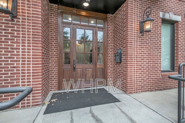 Foto del edificio - 210 30th Ave N