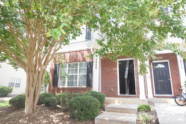 Building Photo - 2849 Summergrove Ct