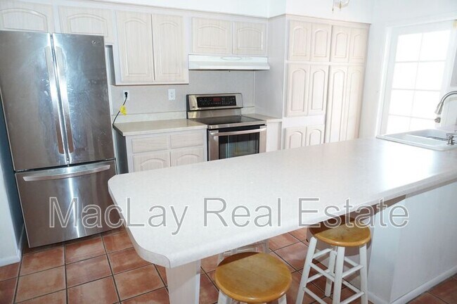 Foto del edificio - 3035 W Angela Dr