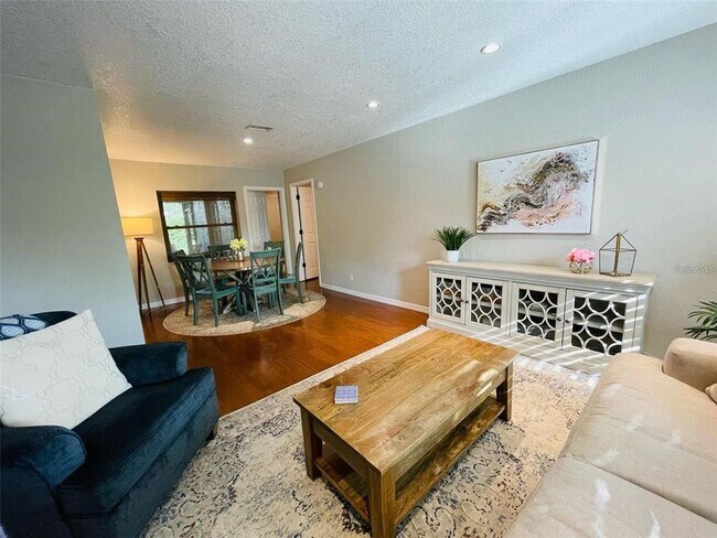 Building Photo - 3618 Forest Cir