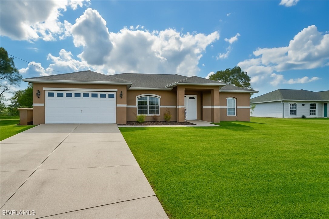 Foto principal - 528 Peerless Cir