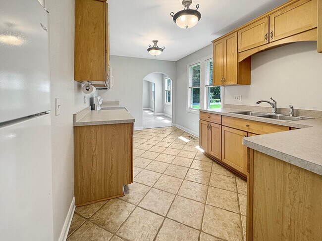 Foto del edificio - 4408 Shorehaven Ln