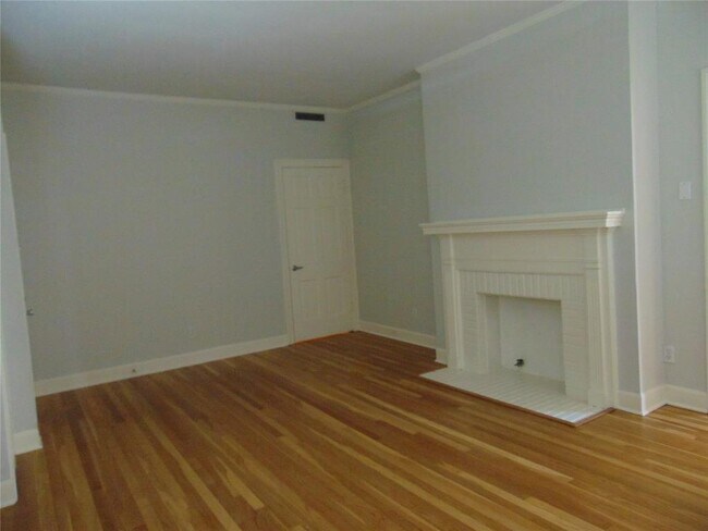 Foto del edificio - 1513 W 32nd St