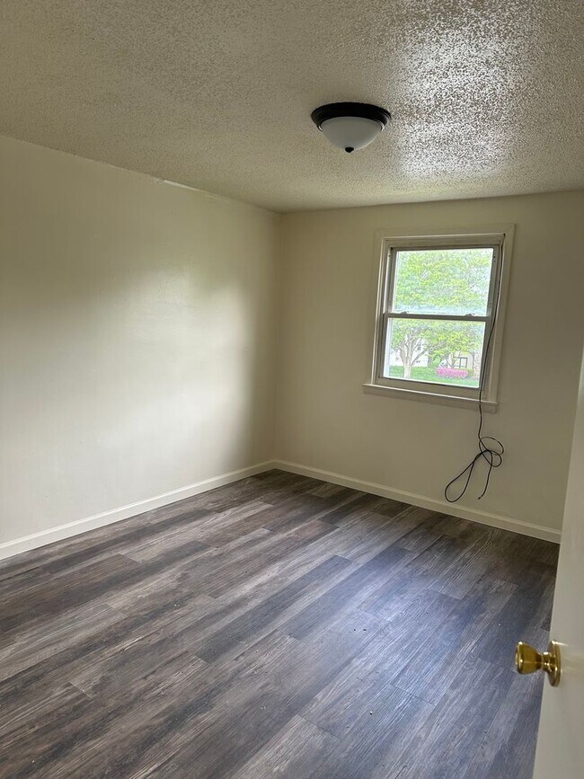 Foto del edificio - Bellefonte 3 bedroom townhouse available July!