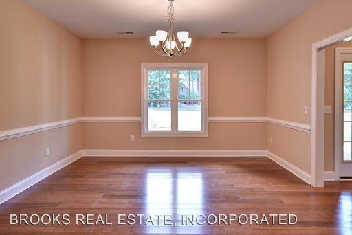 Foto del edificio - 11709 Kings Pond Dr