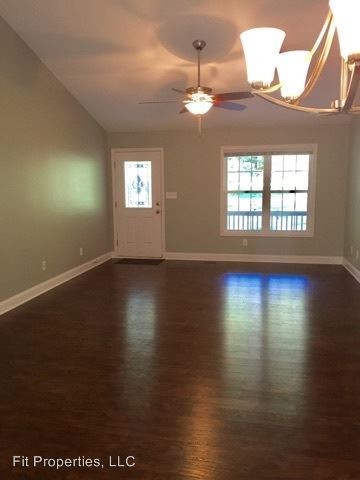 Foto del edificio - 7540 Forest Oak Dr