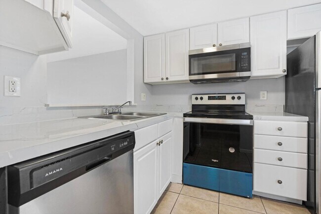 Foto del edificio - 4080 NW 90th Ave