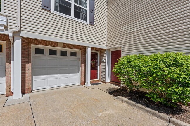 Building Photo - 808 Tollis Parkway, Broadview Heights OHIO