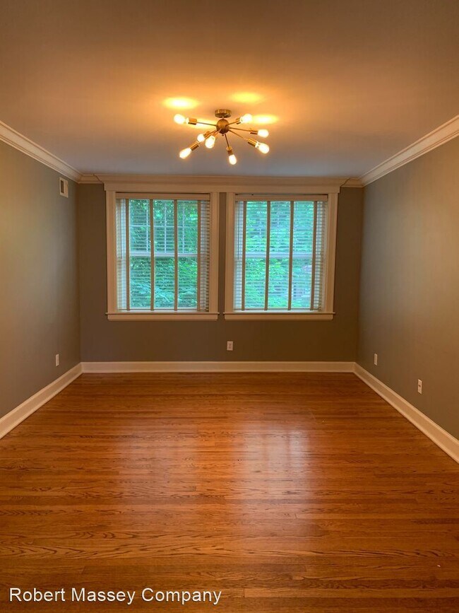 Building Photo - 2 br, 2 bath House - 1601 Spring Drive, #19