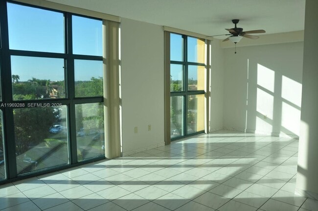 Foto del edificio - 11750 SW 18th St