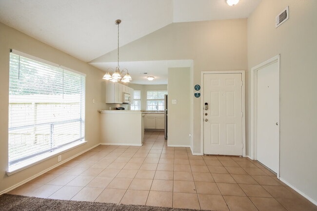 Building Photo - 8215 Eastern Bluebird Dr