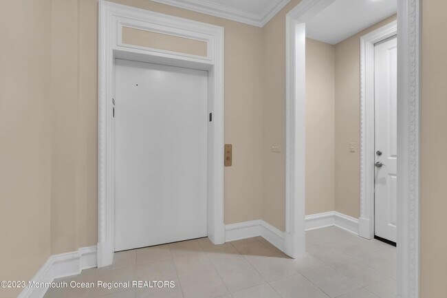 Foto del edificio - 131 Oval Rd