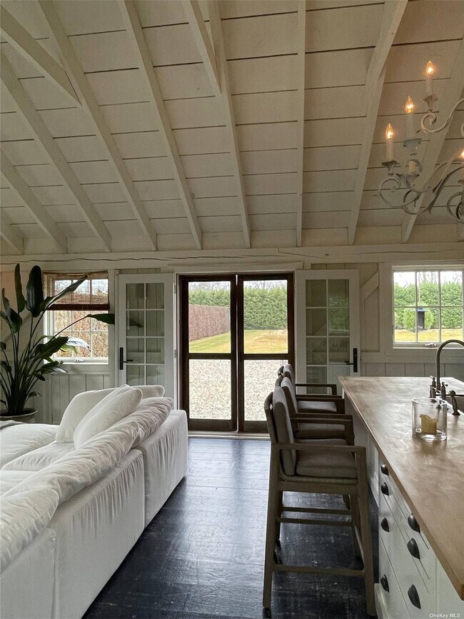 29500 Main Rd, Cutchogue, NY 11935 House Rental in Cutchogue, NY