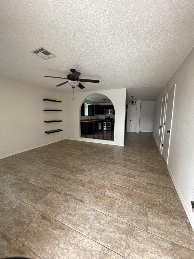 Building Photo - 4825 Ramon Vega