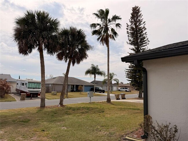 Foto del edificio - 106 W Cedarwood Cir