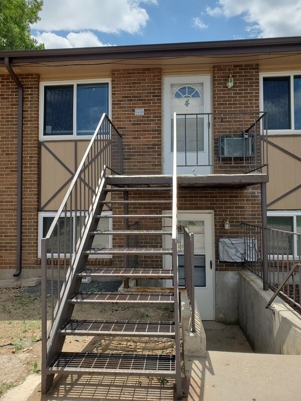 306 W Union Ave, La Salle, CO 80645 Condo for Rent in La Salle, CO