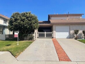 Building Photo - 163 Spanish Moss Pl