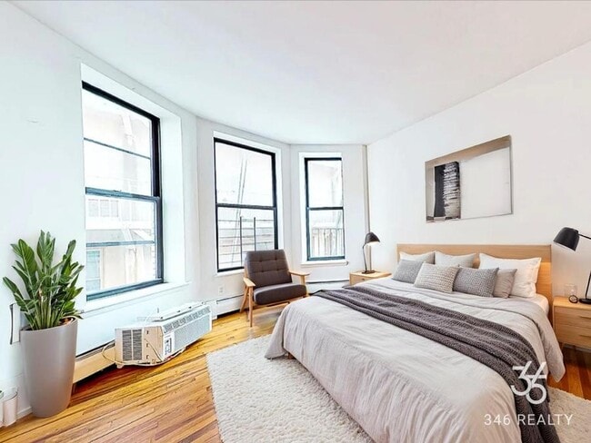 Photo - Cabrini Boulevard Apartment