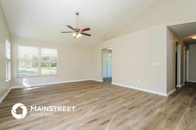 Foto del edificio - 9131 Buttercup Ct