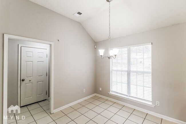 Foto del edificio - 5396 Mahogany Ridge Dr