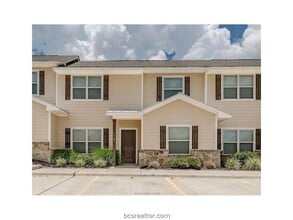 Building Photo - 129 Watson St