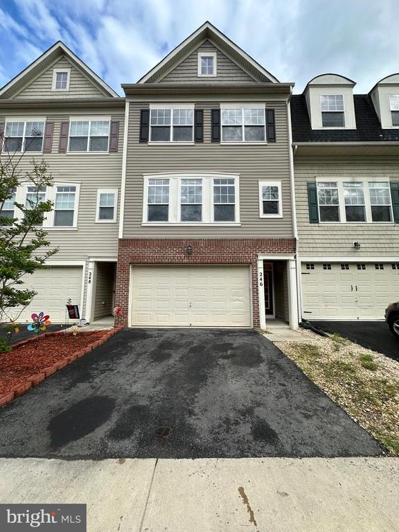 Foto principal - 246 Short Branch Rd