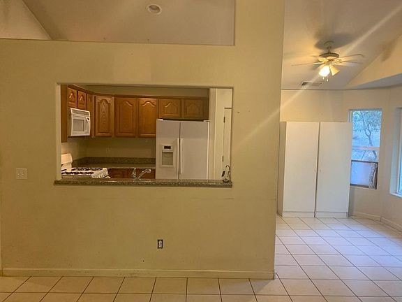 Building Photo - 17904 Ruggles Ct