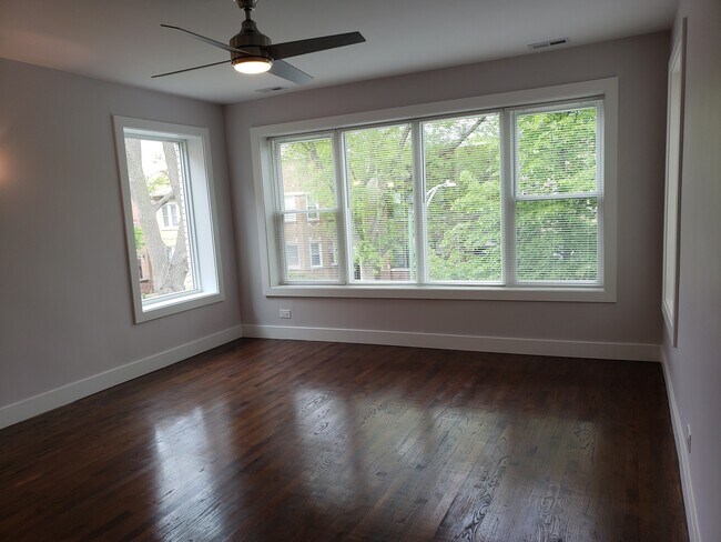 Building Photo - 5812 N Campbell Ave