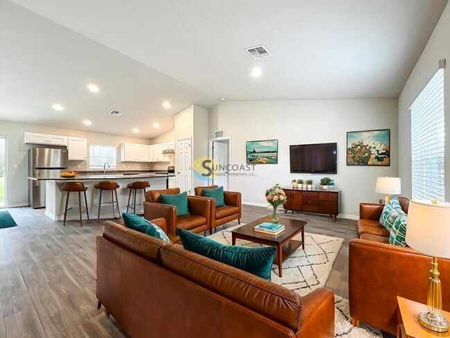 Building Photo - 1492 Biscayne Dr