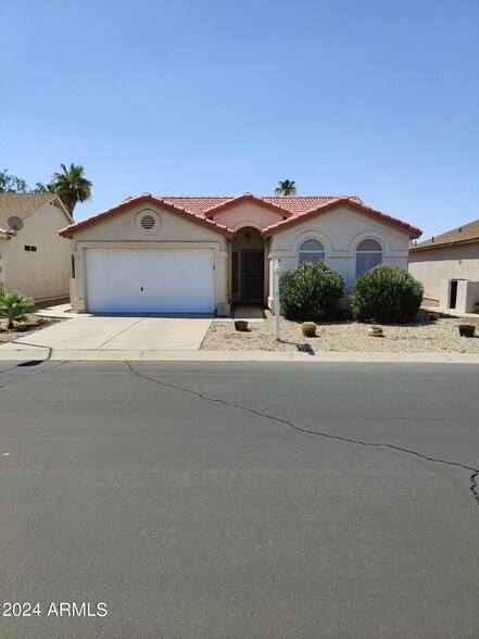 Foto principal - 1721 E Kerby Farms Rd