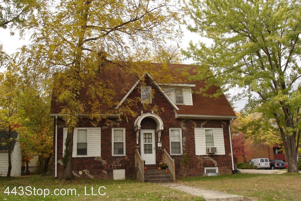 Primary Photo - 3 br, 1 bath House - 401 South William St.