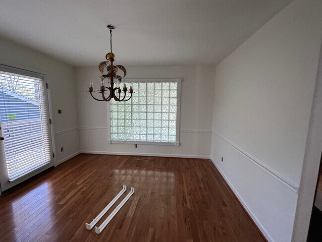 Foto del edificio - 36 Quayside Ct