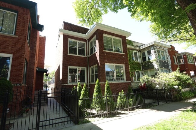 Building Photo - 4436 N Bernard St